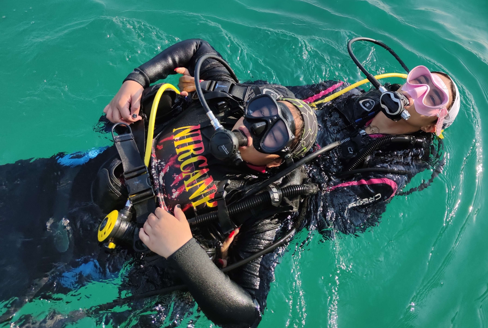 آموزش بینالمللی غواصی در آذر ماه آموزش بینالمللی غواصی در آذر ماه