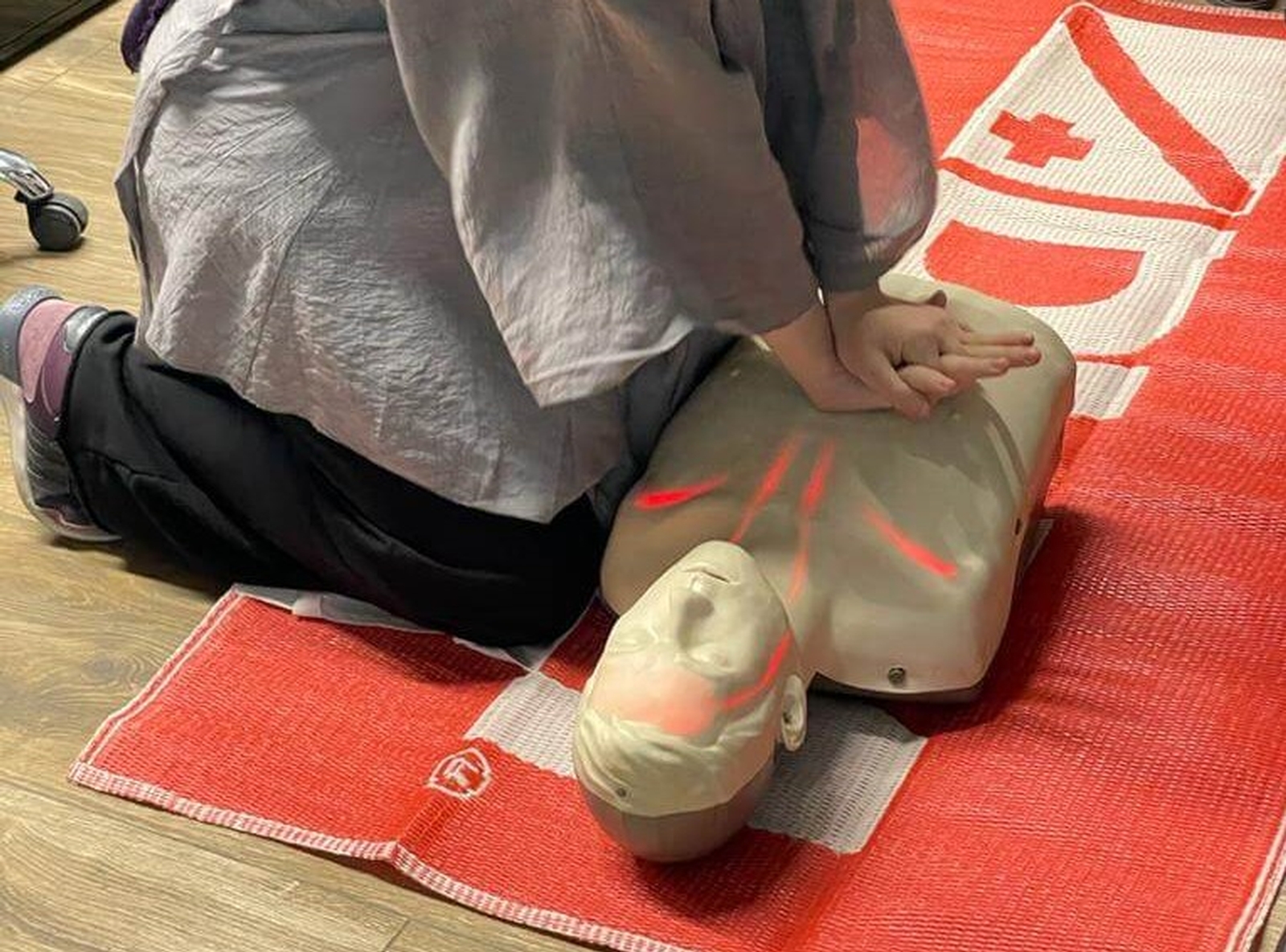 کمکهای اولیه مقدماتی و اکسیژن درمانی کمکهای اولیه مقدماتی و اکسیژن درمانی