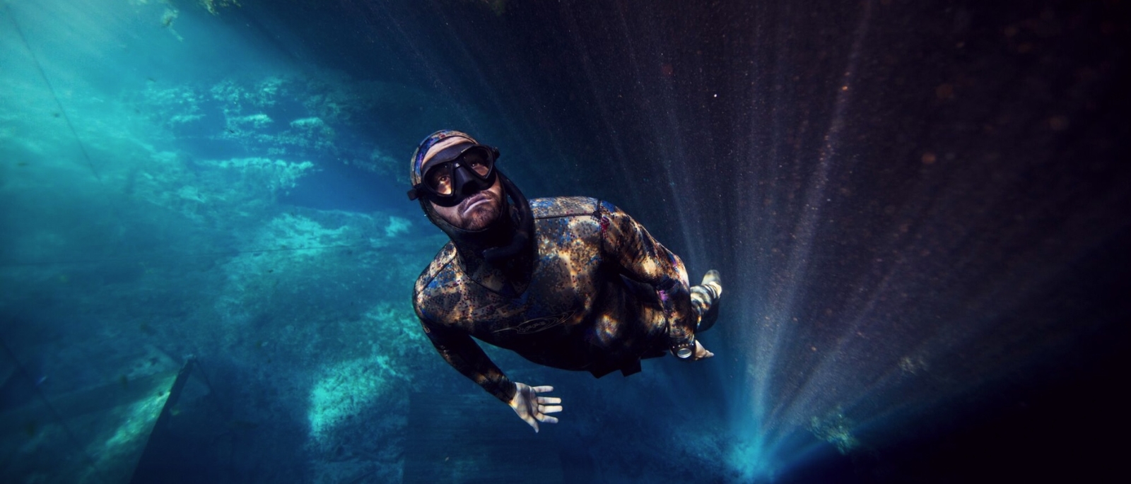 آیا میتوان هم غواصی اسکوبا کرد و هم فریدایو؟ آیا میتوان هم غواصی اسکوبا کرد و هم فریدایو؟